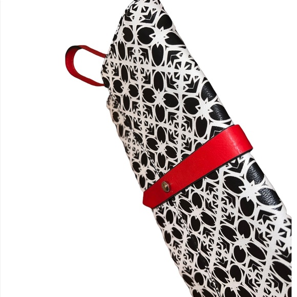 The Limited ENVELOPE CLUTCH/WRISTLET in red, white & black geometric design EUC - Picture 6 of 10